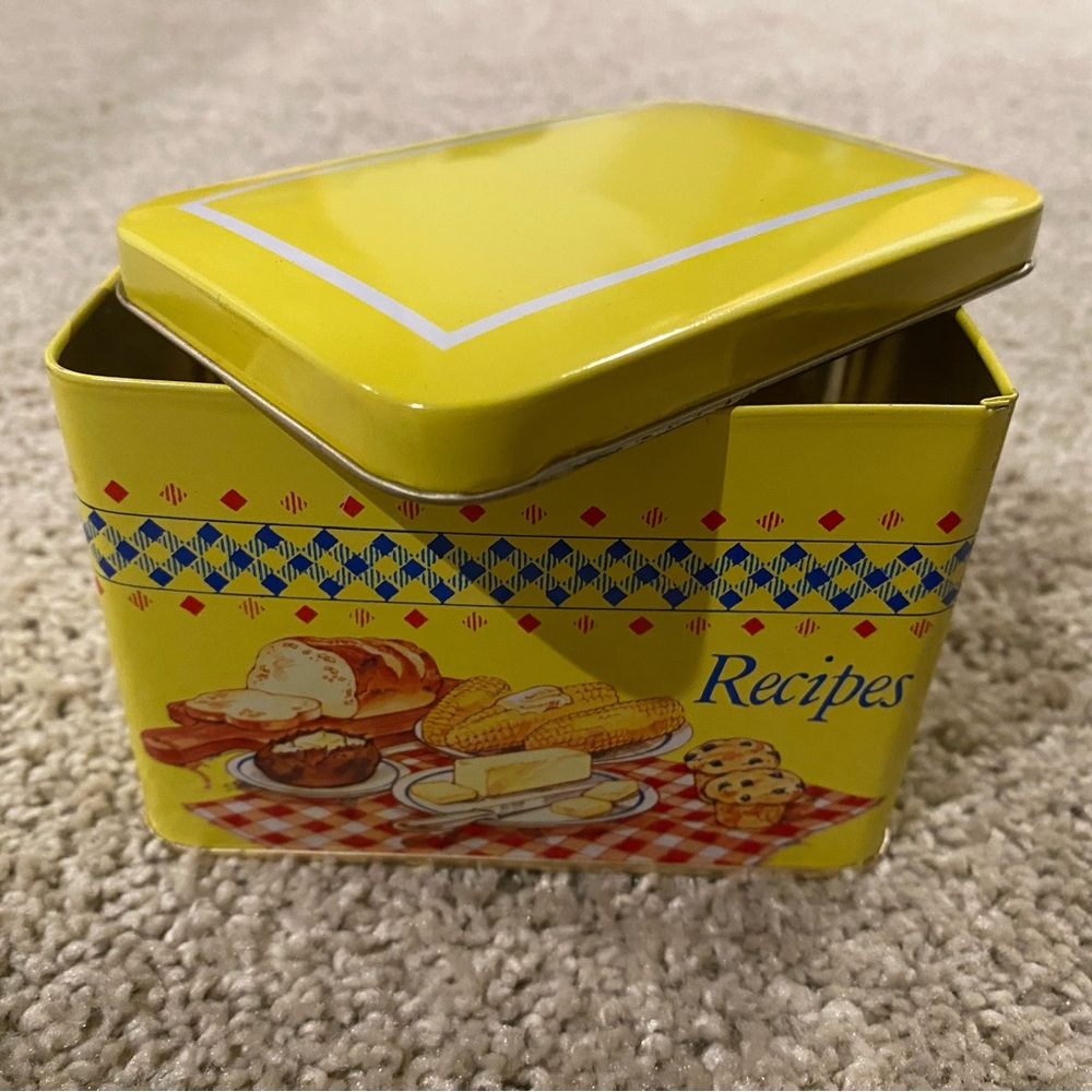 VINTAGE I can’t believe it’s not butter recipe tin